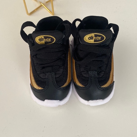 Baby Nike Air Max size 2 - Picture 1 of 4